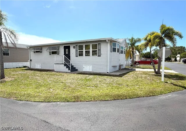 Homes for sale in Estero, FL | 4501 Robert E Lee Blvd E, Estero, FL 33928 | MLS# 226014483