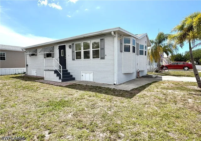 Homes for sale in Estero, FL | 4501 Robert E Lee Blvd E, Estero, FL 33928 | MLS# 226014483