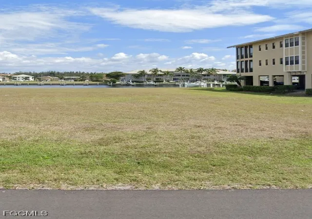 5th image of 3242 Purple Martin Dr, Punta Gorda, FL 33950 | MLS# 2026000319