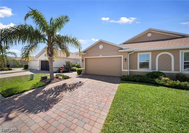 4th image of 20099 Fiddlewood Ave, North Fort Myers, FL 33917 | MLS# 226013458