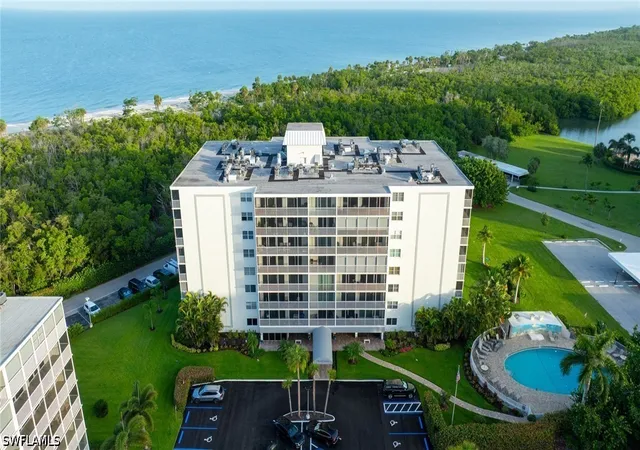 37th image of 5 Bluebill Ave #410, Naples, FL 34108 | MLS# 226013828