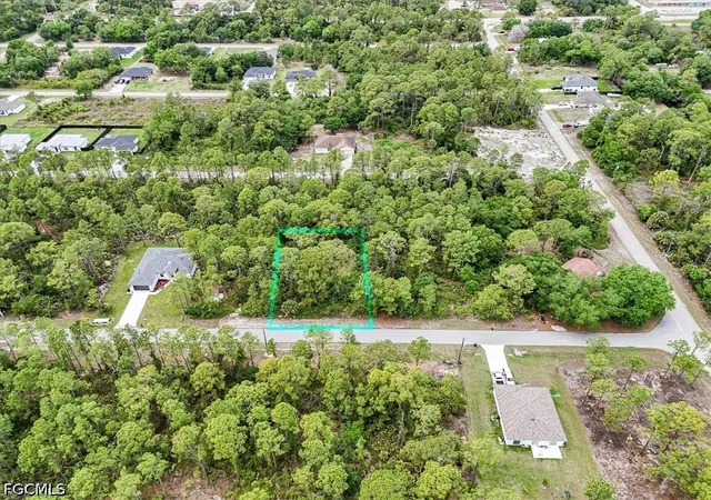 Homes for sale in Alva, FL | 2117 Grayson Ave, Alva, FL 33920 | MLS# 2026016367