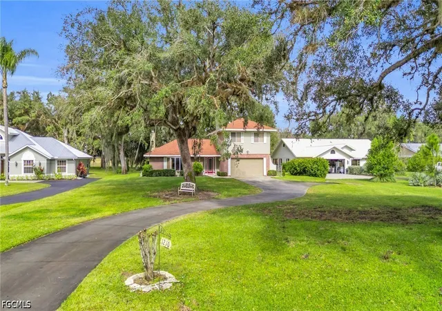 4th image of 1210 Riverbend Dr, Labelle, FL 33935 | MLS# 2026016412