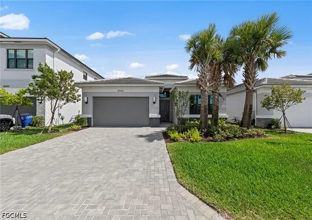 Photo 3 of Sale Pending at 20326 Fair Oak Ln, Estero, FL 33928 | MLS# 2026016427 | Listing updated on 2026-06-16