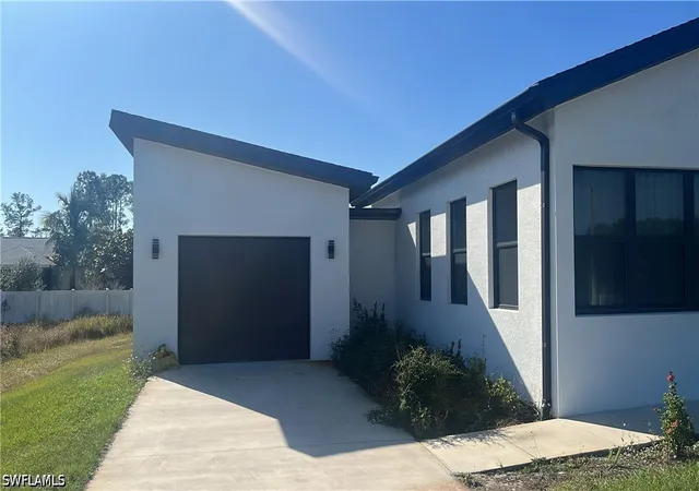 Photo 2 of Single family home for sale at 714 Chambers St E, Lehigh Acres, FL 33974 | MLS# 226012763 | Listing updated on 2026-04-08