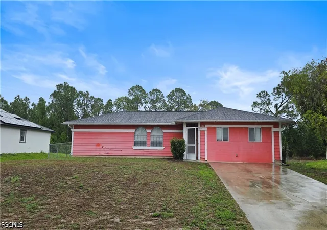 Homes for sale in Lehigh Acres, FL | 3410 15th St Sw, Lehigh Acres, FL 33976 | MLS# 2026016441