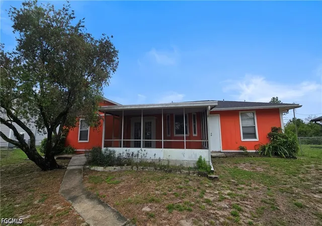 Homes for sale in Lehigh Acres, FL | 3410 15th St Sw, Lehigh Acres, FL 33976 | MLS# 2026016441