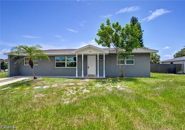 Photo 1 of Single family home for sale at 208 Norwich Ave, Lehigh Acres, FL 33936 | MLS# 2026016481 | Listing updated on 2026-08-01