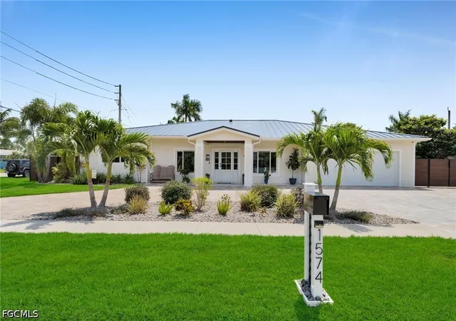 1st image of 1574 Ricardo Ave, Fort Myers, FL 33901 | MLS# 2026016510