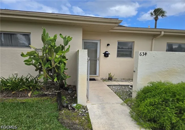 Photo 1 of Condo for sale at 634 Joel Blvd, Lehigh Acres, FL 33936 | MLS# 2026016668 | Listing updated on 2026-09-01