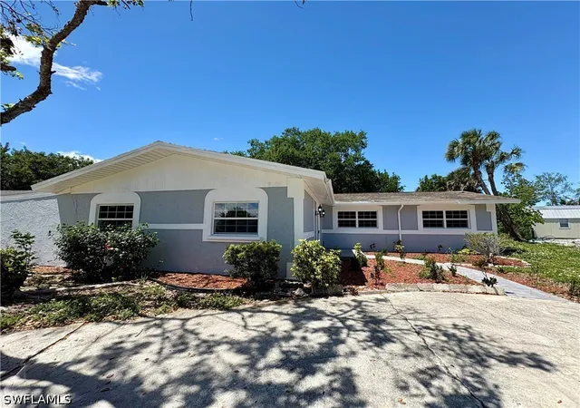 Homes for sale in Naples, FL | 2101 43rd Ter Sw, Naples, FL 34116 | MLS# 226014308