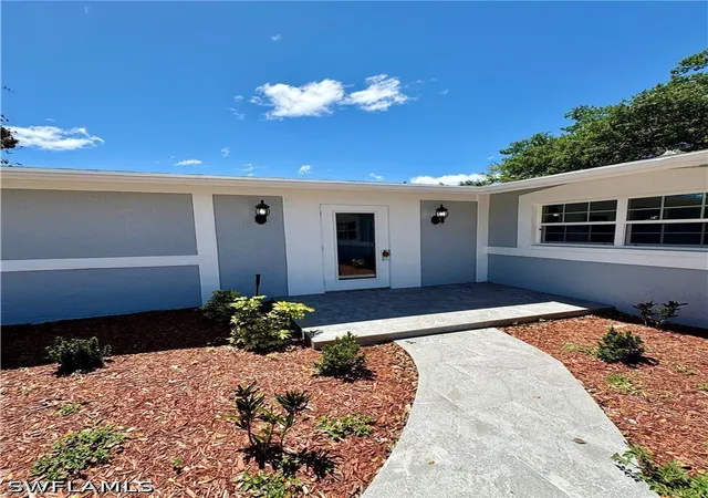 Homes for sale in Naples, FL | 2101 43Rd Ter Sw, Naples, FL 34116 | MLS# 226014308