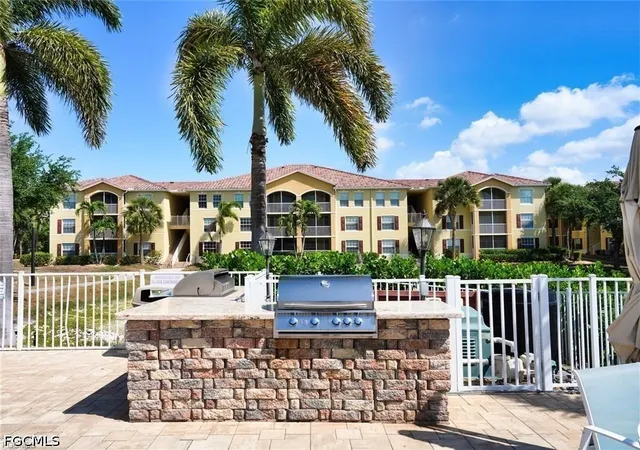Homes for sale in Fort Myers, FL | 4121 Residence Dr, Fort Myers, FL 33901