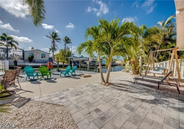 5th image of 2589 Bayshore Dr, Matlacha, FL 33993 | MLS# 2026016796