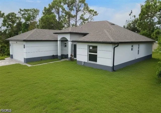 Photo 2 of Single family home for sale at 798 Bell Blvd S, Lehigh Acres, FL 33974 | MLS# 2026016801 | Listing updated on 2026-06-02