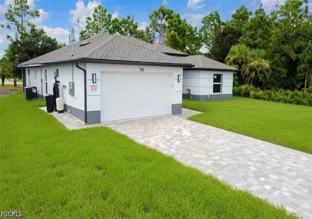 Photo 3 of Single family home for sale at 798 Bell Blvd S, Lehigh Acres, FL 33974 | MLS# 2026016801 | Listing updated on 2026-06-02