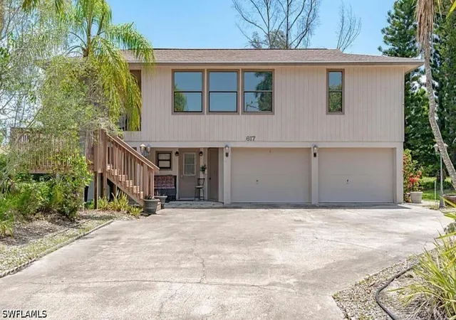2nd image of 617 Somerset Ct, Marco Island, FL 34145 | MLS# 226015046