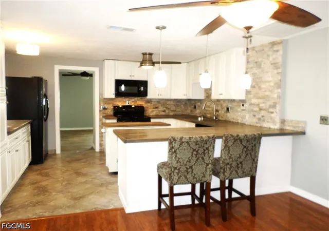Photo 3 of Single family home for sale at 4436 Poinsettia St, Fort Myers, FL 33905 | MLS# 2026016861 | Listing updated on 2026-10-03