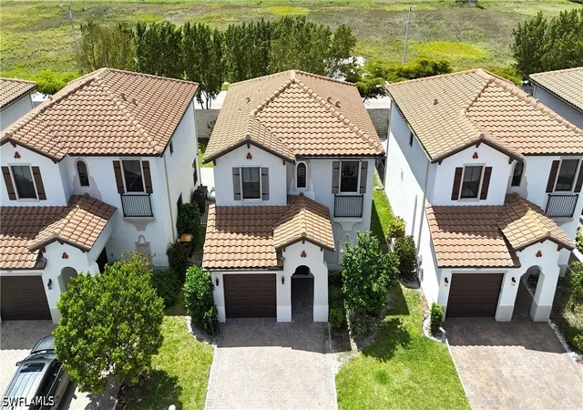 Homes for sale in Naples, FL | 9045 Madrid Cir, Naples, FL 34104 | MLS# 226011924