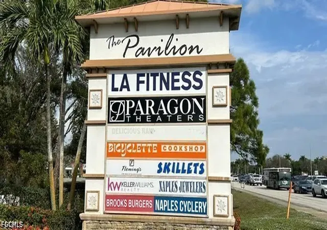 2nd image of 619 Beachwalk Cir, Naples, FL 34108