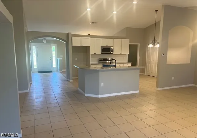 Homes for sale in Lehigh Acres, FL | 4015 6Th St Sw, Lehigh Acres, FL 33976 | MLS# 2026016909