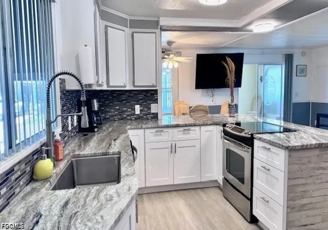 Photo 3 of Manufactured home for sale at 5512 Salem Ln, North Fort Myers, FL 33917 | MLS# 2026016946 | Listing updated on 2026-04-11