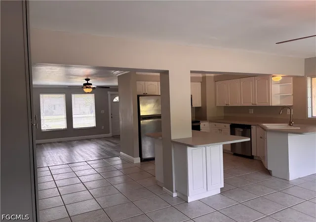 4th image of 1933 Flamingo Dr, North Fort Myers, FL 33917 | MLS# 2026016972