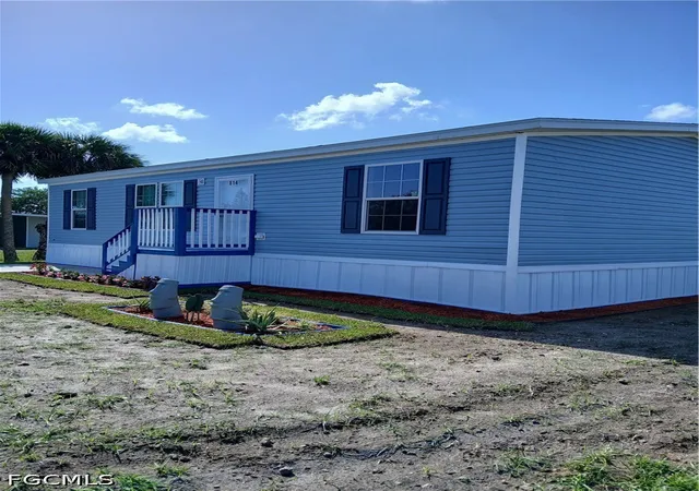 4th image of 814 Big Branch Ln, Moore Haven, FL 33471 | MLS# 2026017009