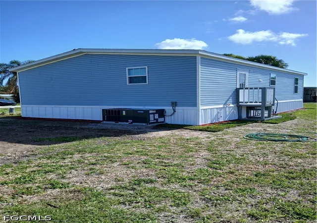 5th image of 814 Big Branch Ln, Moore Haven, FL 33471 | MLS# 2026017009