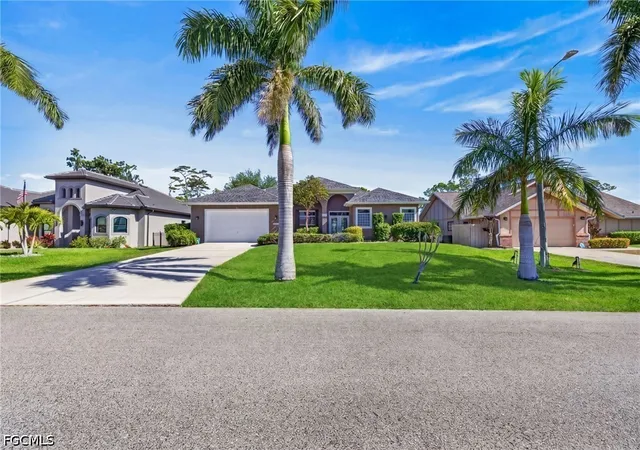 Photo 3 of Single family home for sale at 1217 Sw 18th Street, Cape Coral, FL 33991 | MLS# 2026017018 | Listing updated on 2026-09-30
