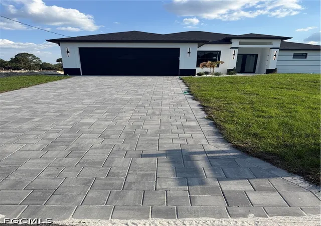 Photo 1 of Single family home for sale at 2813 20th Street W, Lehigh Acres, FL 33971 | MLS# 2026017039 | Listing updated on 2026-04-14