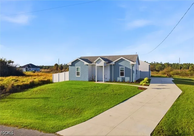 2nd image of 9022 Bamboo Cir, Labelle, FL 33935 | MLS# 2026017058