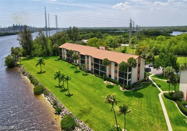 4th image of 16000 Bay Pointe Blvd, North Fort Myers, FL 33917