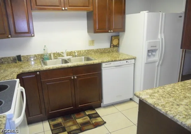 3rd image of 1849 Maravilla Ave, Fort Myers, FL 33901