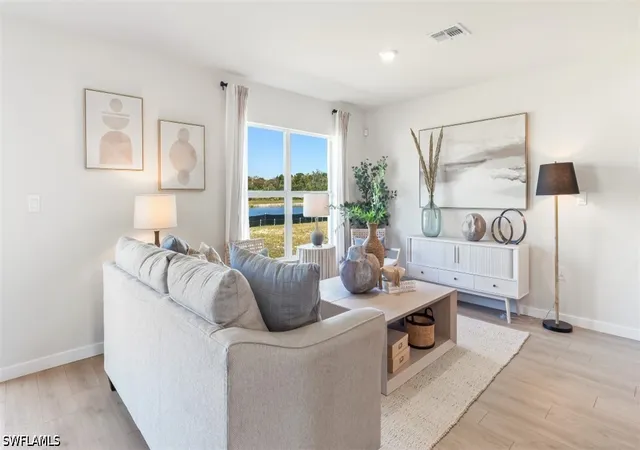 3rd image of 2924 Nw 7Th Pl, Cape Coral, FL 33909 | MLS# 226015339
