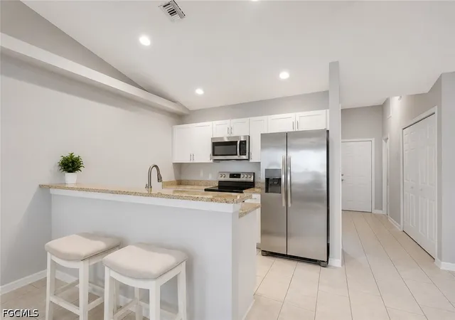 3rd image of 4137/4139 Sw 8Th Pl, Cape Coral, FL 33914 | MLS# 2026017102