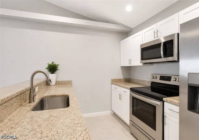 4th image of 4137/4139 Sw 8Th Pl, Cape Coral, FL 33914 | MLS# 2026017102