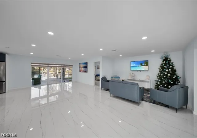 Photo 2 of Single family home for sale at 1609 Se 41st Street, Cape Coral, FL 33904 | MLS# 2026017220 | Listing updated on 2026-04-14