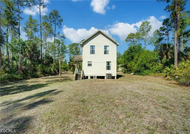 Photo 3 of Single family home for sale at 1002 Henry Ave, Lehigh Acres, FL 33972 | MLS# 2026017236 | Listing updated on 2026-09-01