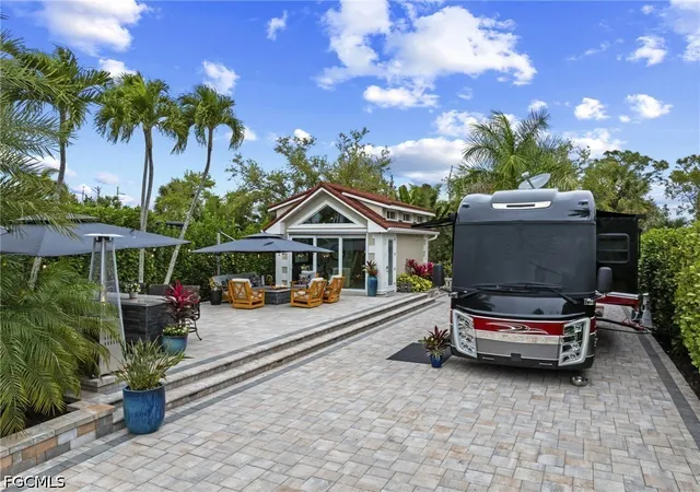 Photo 1 of Land for sale at 4706 Southern Breeze Dr, Naples, FL 34114 | MLS# 2026017277 | Listing updated on 2026-08-28