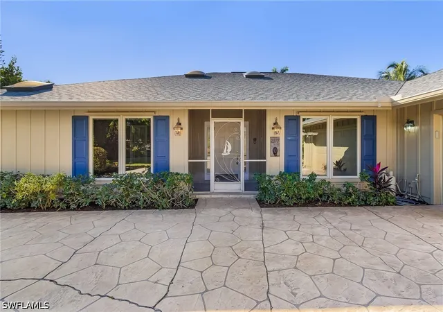 4th image of 2377 Kings Lake Blvd, Naples, FL 34112 | MLS# 226015546