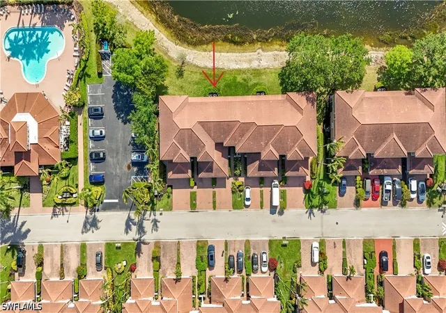 Photo 4 of Townhouse for sale at 9808 Roundstone Cir, Fort Myers, FL 33967 | MLS# 226014281 | Listing updated on 2026-05-24