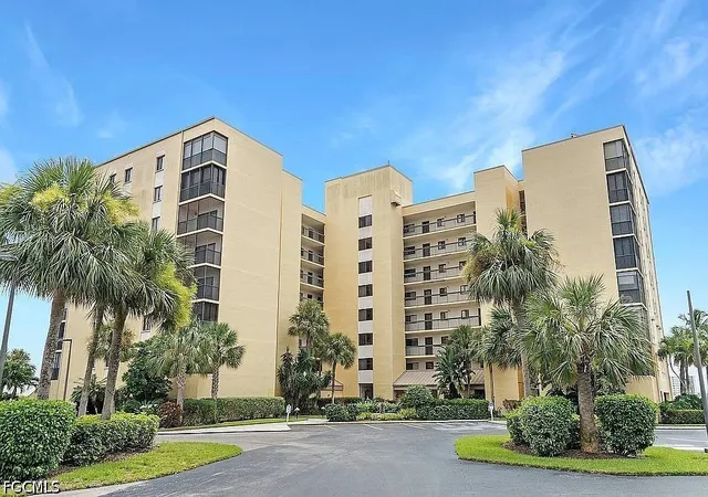 24th image of 400 Lenell Rd #207, Fort Myers Beach, FL 33931 | MLS# 2026017408