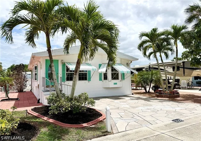 Photo 2 of Sale Pending at 332 Imperial Wilder Blvd #332, Naples, FL 34114 | MLS# 226015312 | Listing updated on 2026-08-07