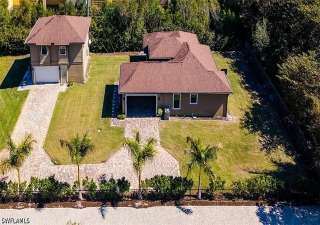 Photo 1 of Single family home for sale at 1386 Rosemary Ln, Naples, FL 34103 | MLS# 226015621 | Listing updated on 2026-08-28
