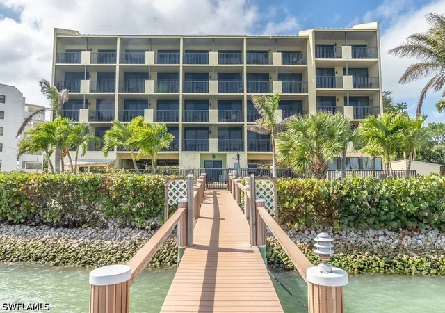3rd image of 10 Tampa Pl #502, Marco Island, FL 34145 | MLS# 226015506