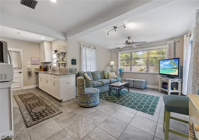 Photo 4 of Sale Pending at 1451 Maravilla Ave, Fort Myers, FL 33901 | MLS# 2026017508 | Listing updated on 2026-08-02