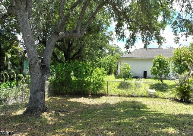35th image of 97 Blackstone Dr, Fort Myers, FL 33913 | MLS# 2026017528