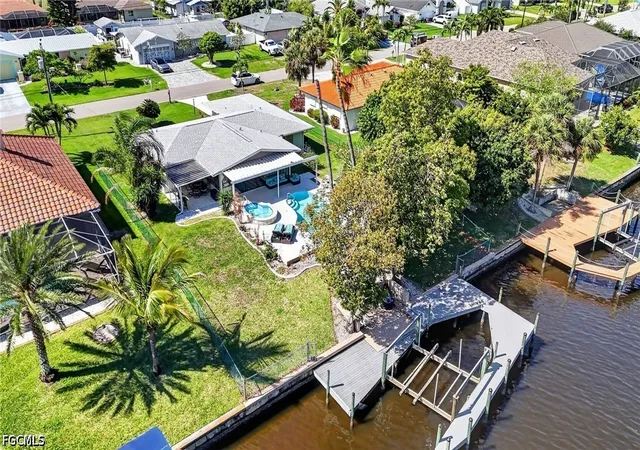 2nd image of 1211 Se 21st St, Cape Coral, FL 33990 | MLS# 2026017542