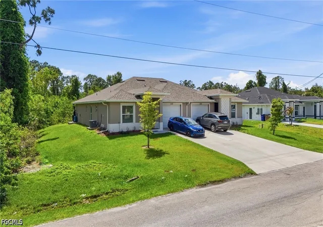 3rd image of 5113-5115 Sw 30Th St, Lehigh Acres, FL 33973 | MLS# 2026017604